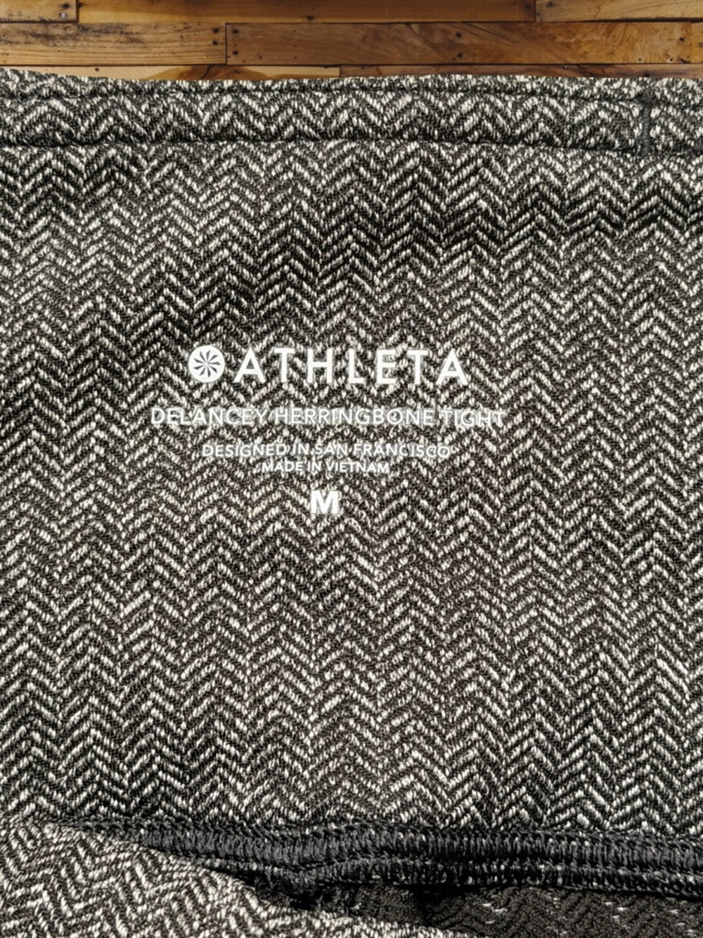 Athleta Delancey Herringbone Tight Black Gray High Rise Leggings Size Medium - Picture 5 of 6